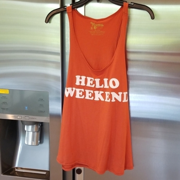 💕SHOW ME YOUR MUMU Hello Weekend Graphic Tank Top - Picture 1 of 7